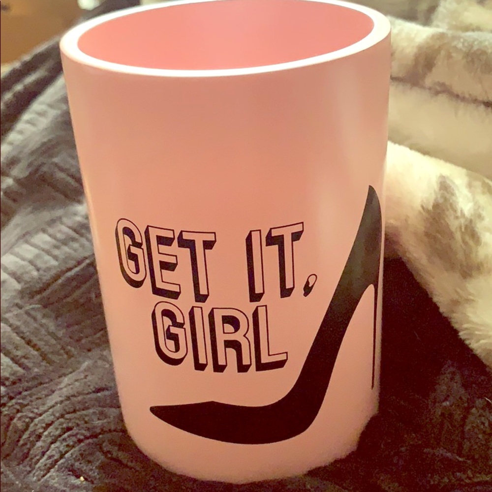 Cute cup/ container for brush or makeup